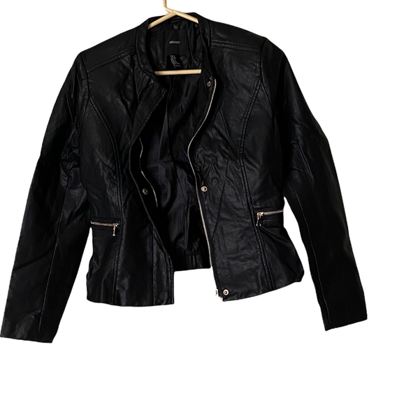 Forever 21 Jackets & Blazers - Black leather jacket